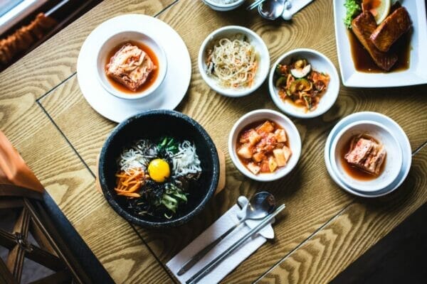 ストレス解消で食べるとすっきりする韓国料理のイメージ